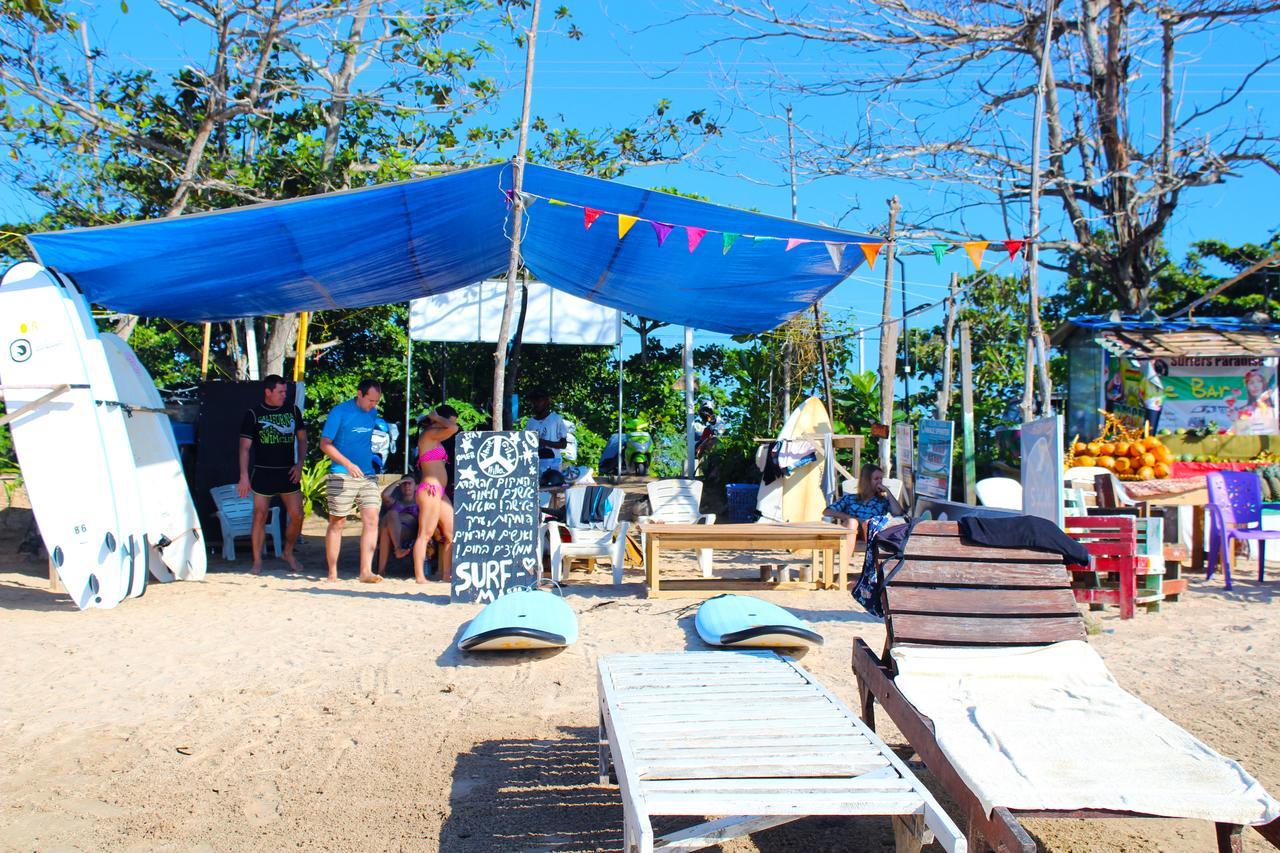 Surasa Beach Resort Weligama Buitenkant foto