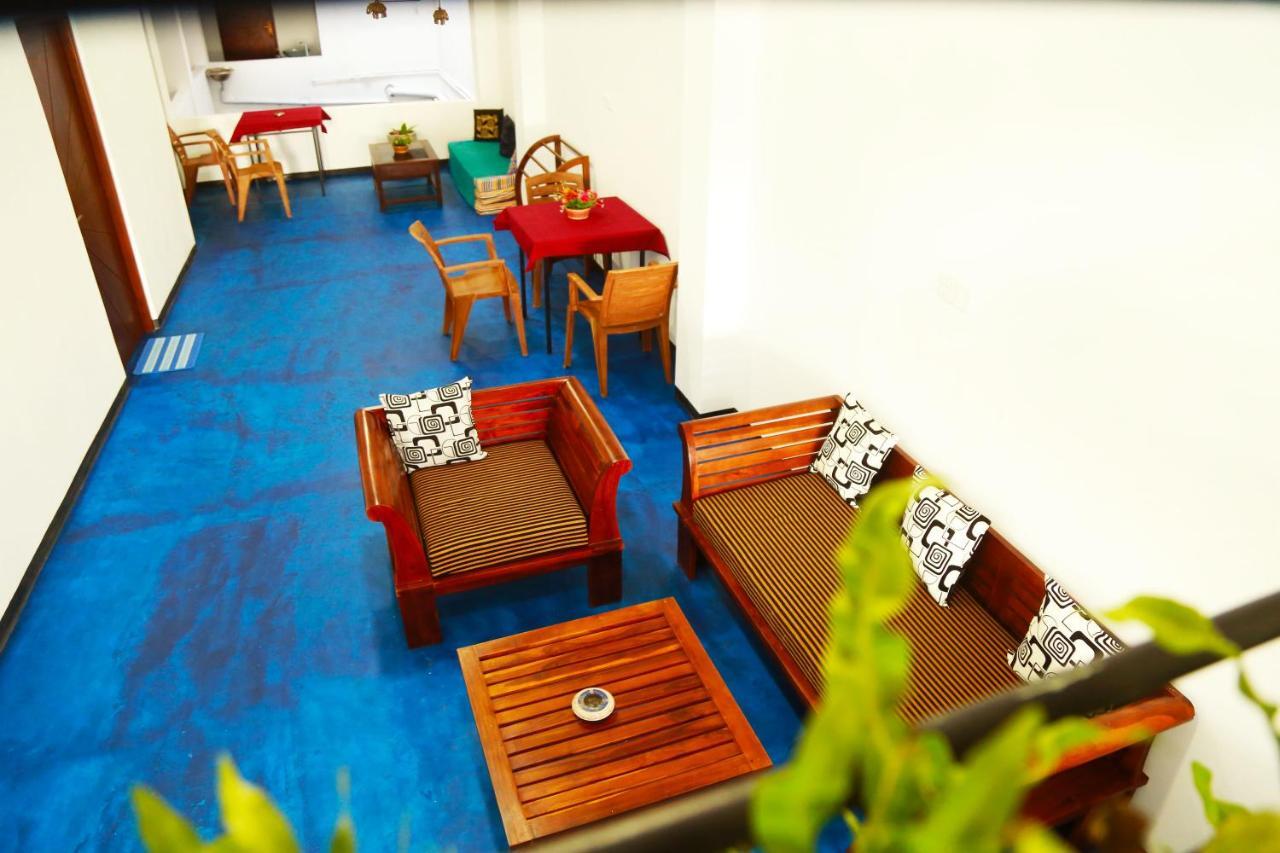 Surasa Beach Resort Weligama Buitenkant foto